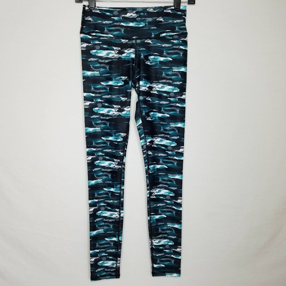 Fabletics Salar Legging Black Green Cirrus‎
